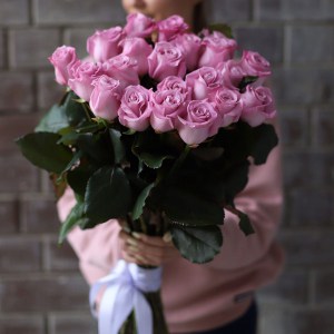 Купить розовые розы
